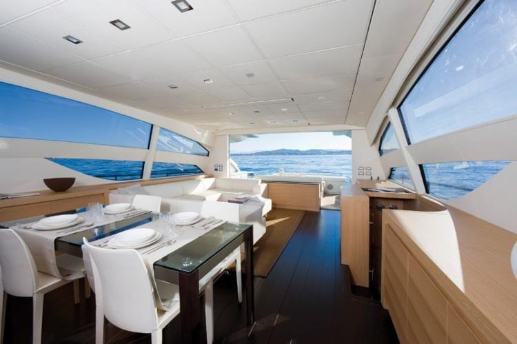 2009 Pershing 80 Yacht For Sale in 2009 Pershing 80 Yacht For Sale in