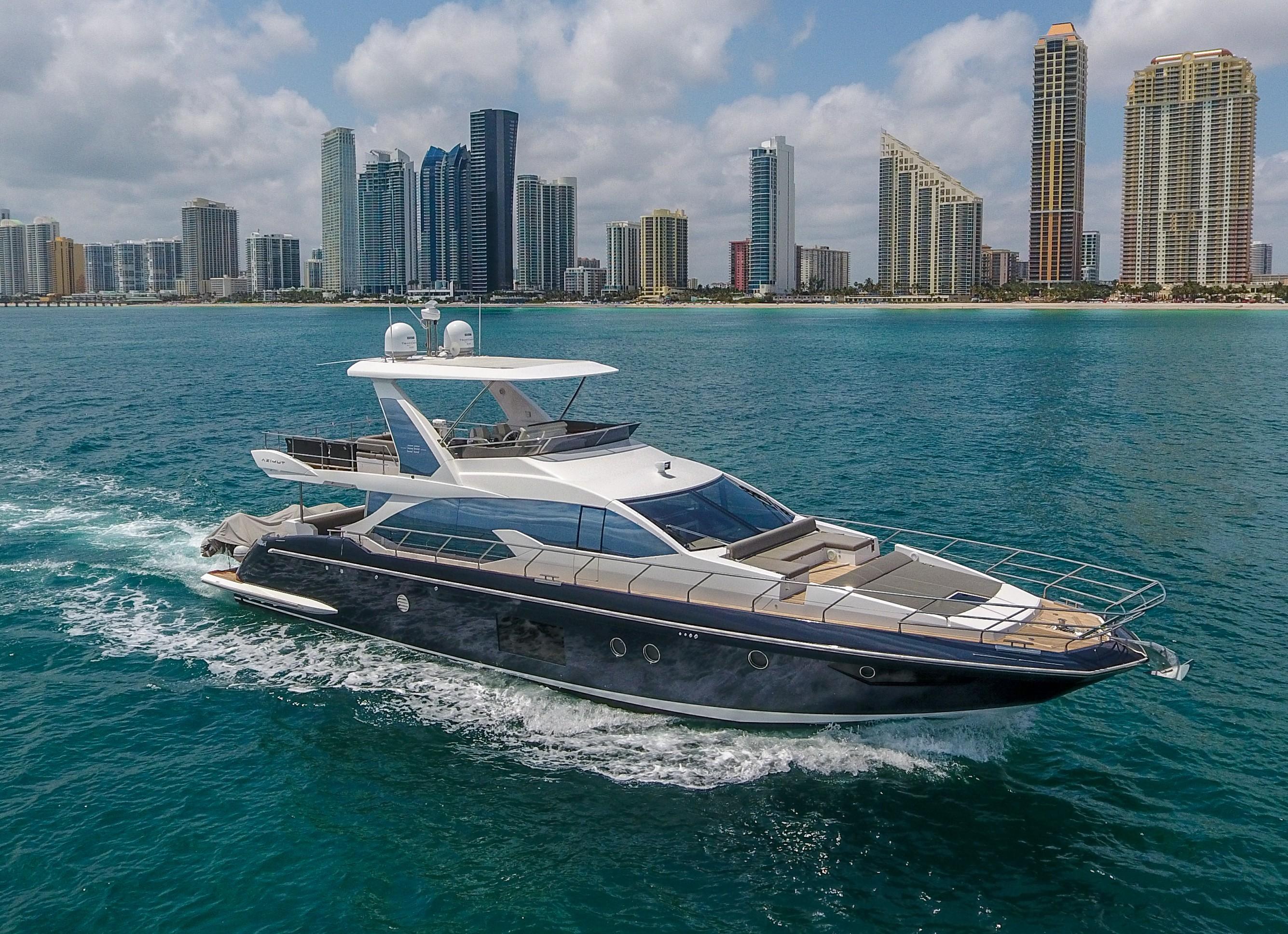 66 Azimut FLY 2017 