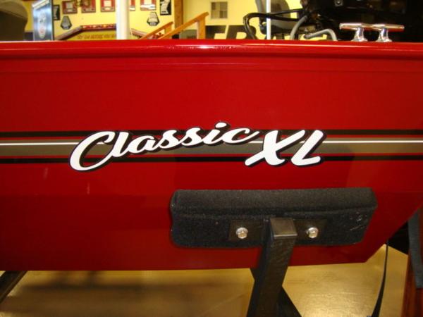 2021 Tracker Boats boat for sale, model of the boat is BASS TRACKER® Classic XL & Image # 1 of 13