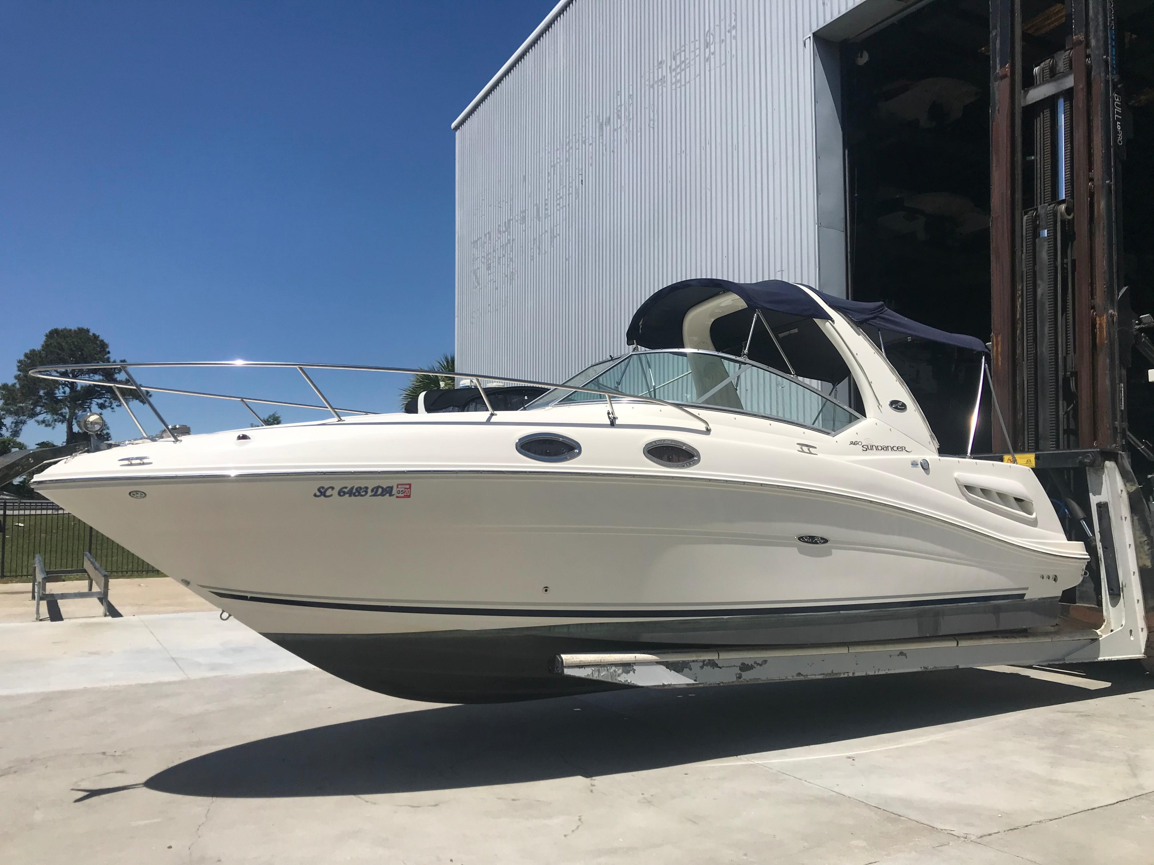 SeaRay, 260 Sundancer