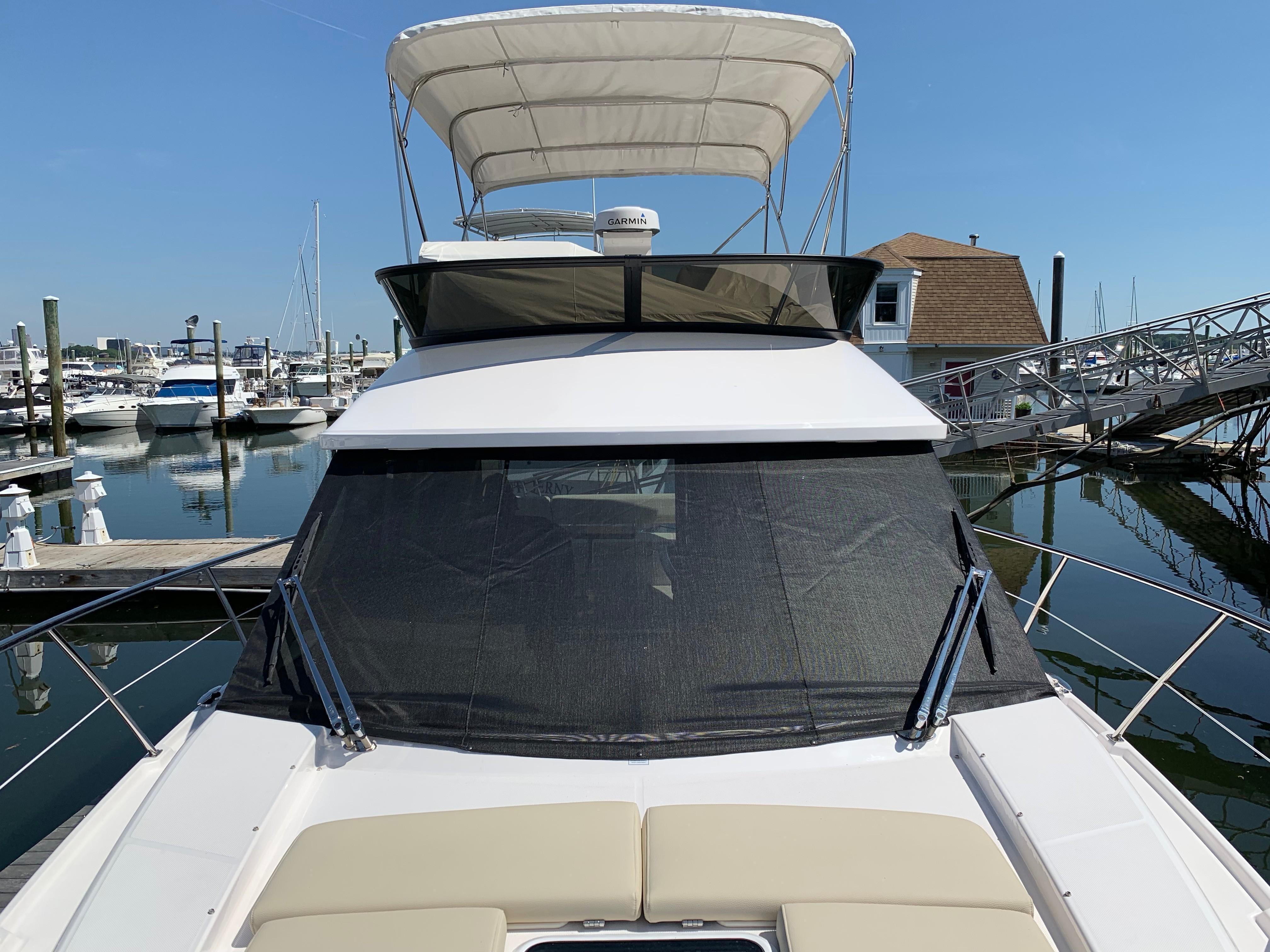 42 Regal Fly 2019 "Wave Whisperer" | HMY Yachts