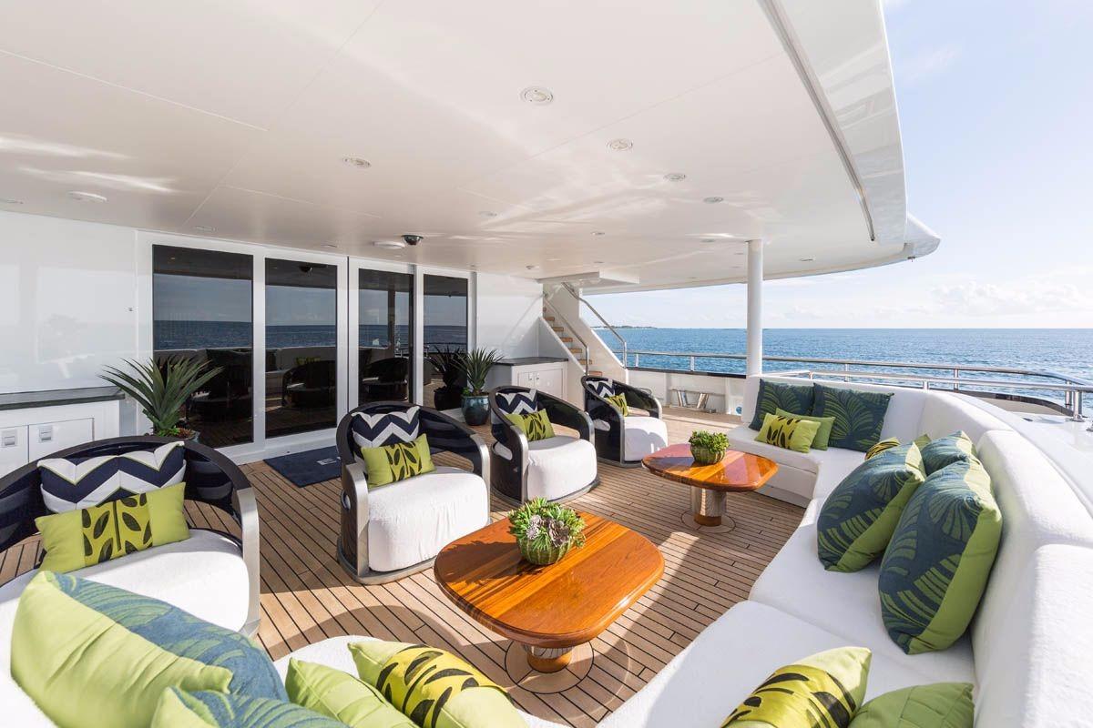 Elysian 350,000 euro/wk summer - West Med
