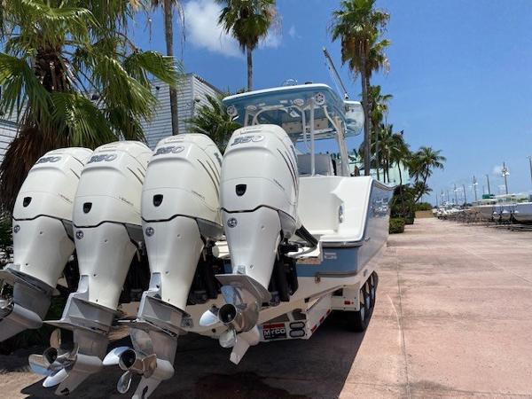 2018 Mako boat for sale, model of the boat is 414 CC Sportfish Edition & Image # 23 of 31