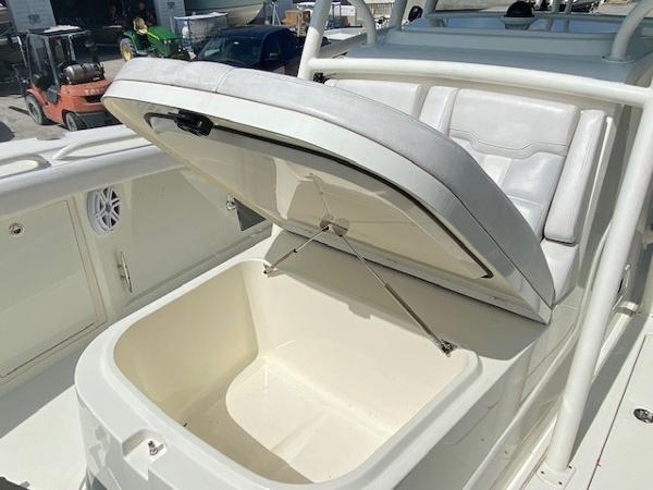 2018 Mako boat for sale, model of the boat is 414 CC Sportfish Edition & Image # 24 of 31