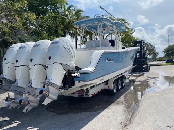 2018 Mako boat for sale, model of the boat is 414 CC Sportfish Edition & Image # 8 of 31