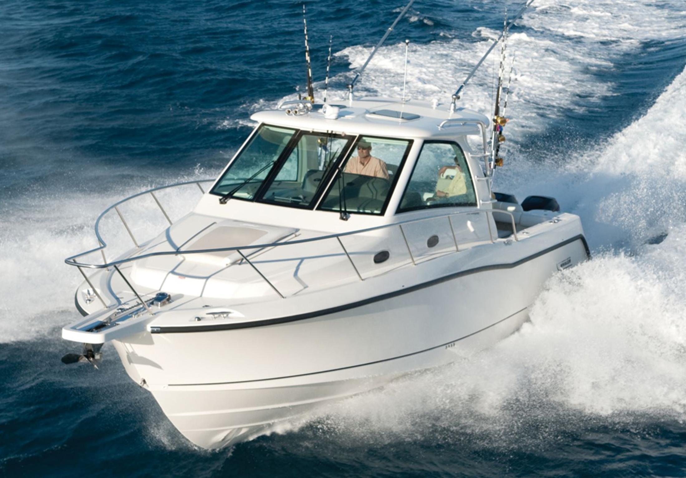 2015 Boston Whaler 35 345 Conquest