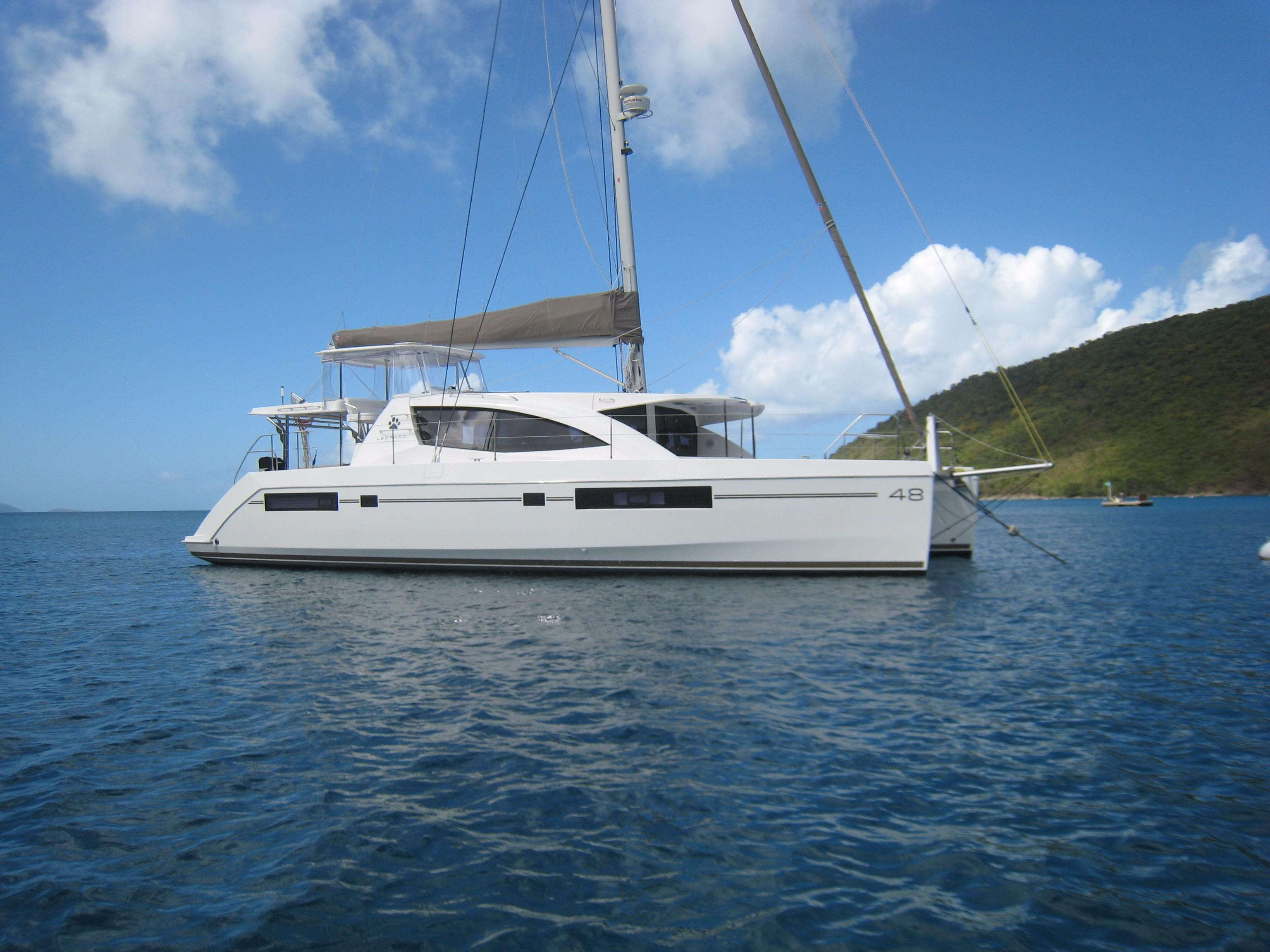 Leopard 48 Owners Version Sailing Catamaran Sunsplash for sale ...