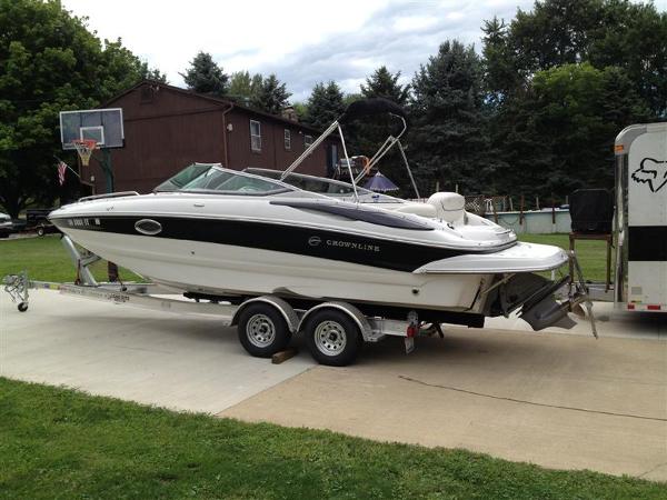 Used 2007 Crownline 240 EX For Sale In Traverse City Michigan 1117510 ...