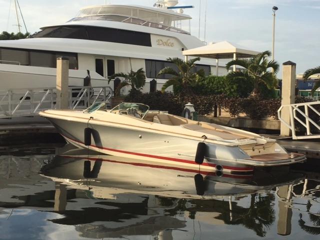 2016 Chris-Craft Launch 32