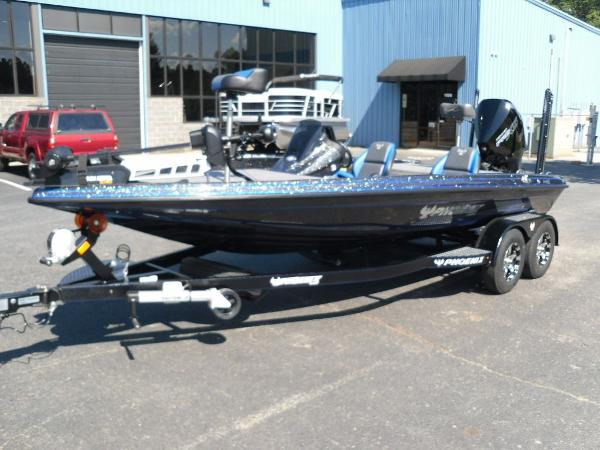 2020 Phoenix boat for sale, model of the boat is 19 PHX & Image # 6 of 28