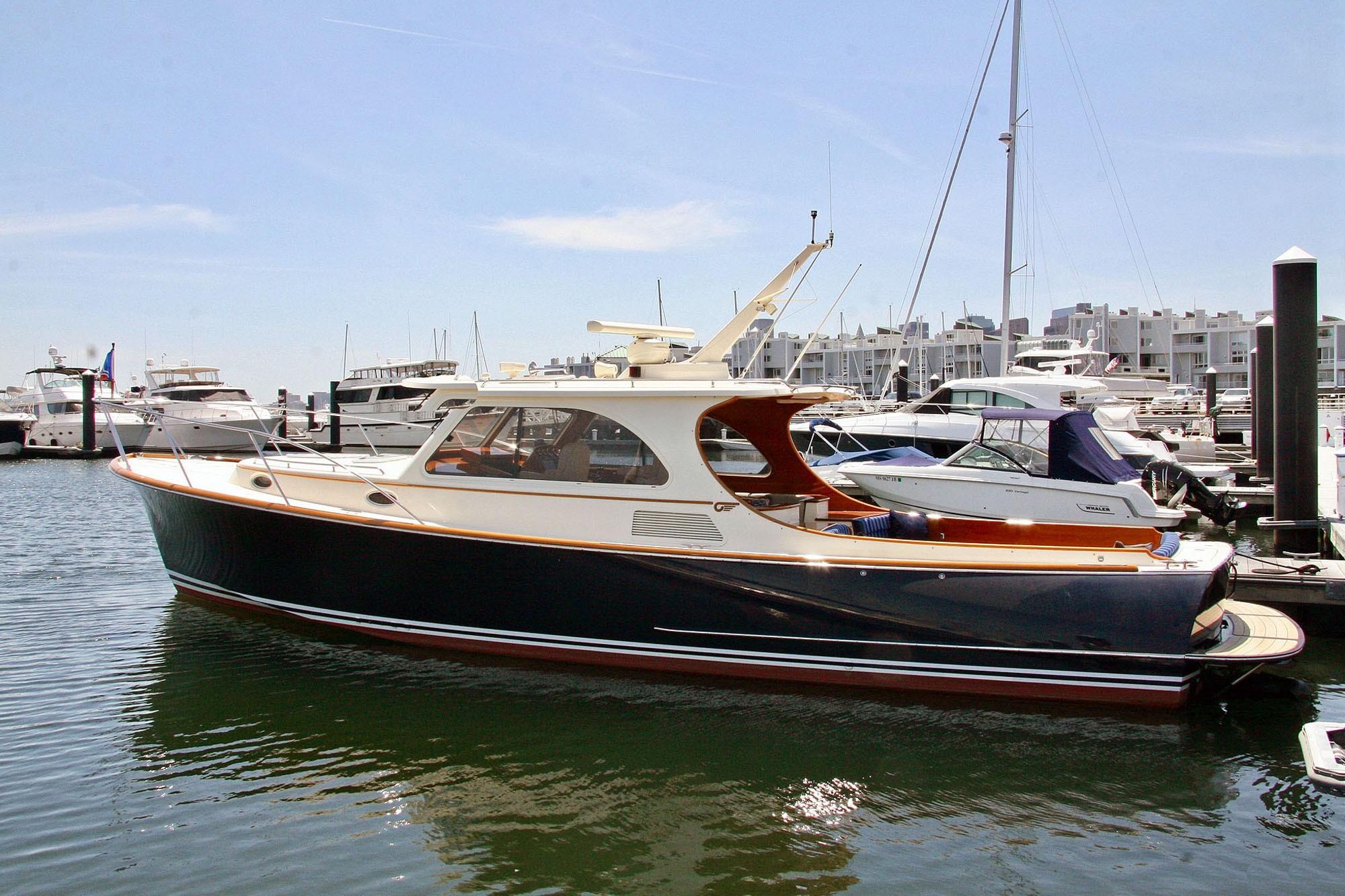 Easy Hinckley 2007 Talaria 40 40 Yacht for Sale in US