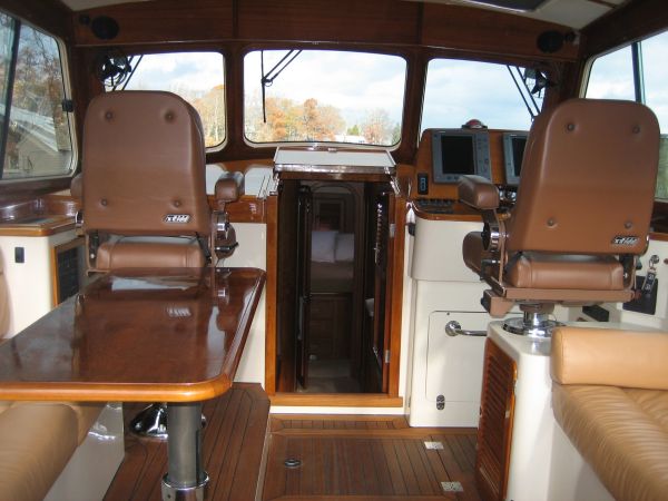ALEXA 2002 Hinckley Talaria 44 EX Yacht For Sale in Oxford MD ALEXA 2002 Hinckley Talaria 44 EX Yacht For Sale in Oxford MD
