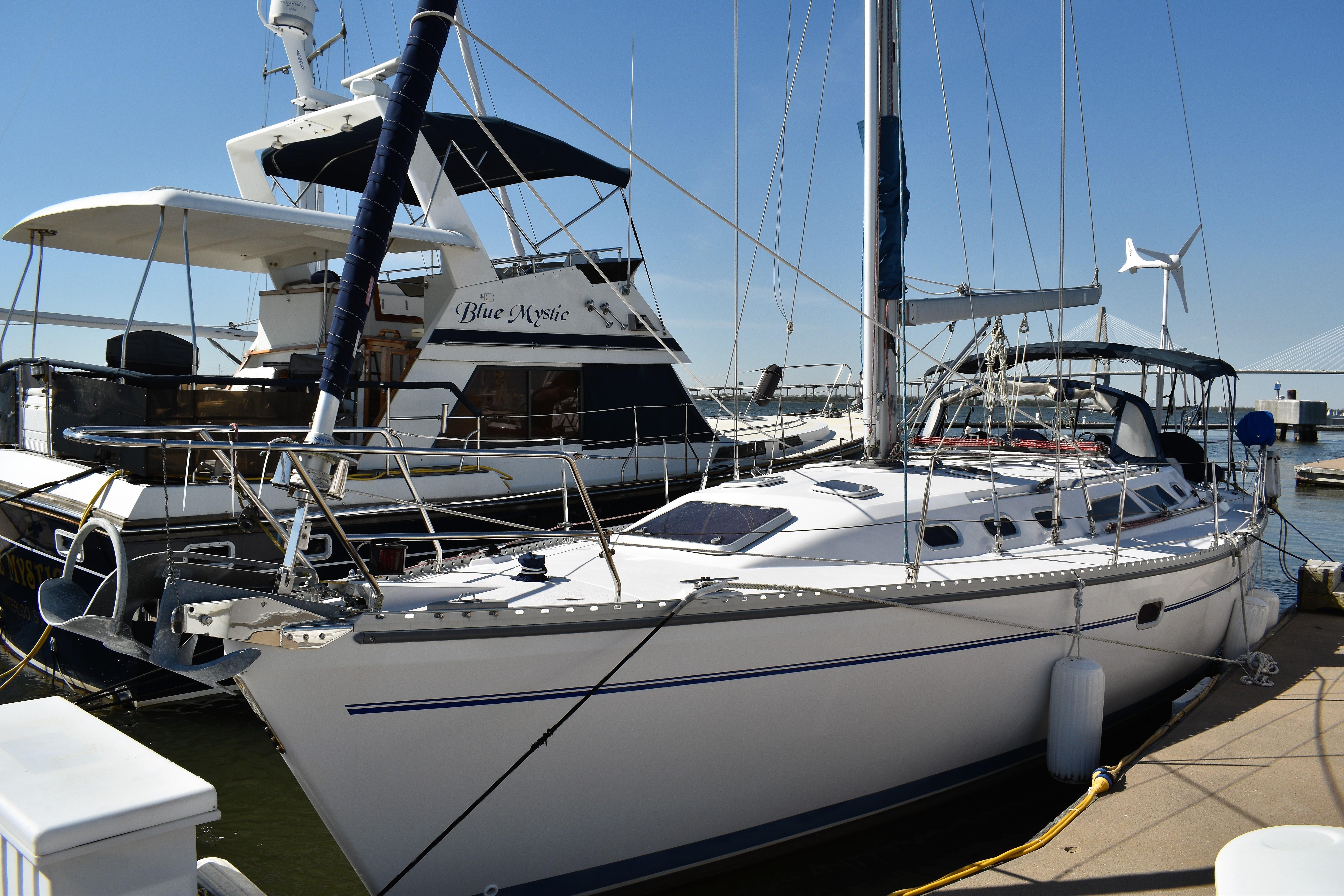 Windjammer Yacht for Sale | 40 Catalina Yachts Charleston, SC | Denison ...