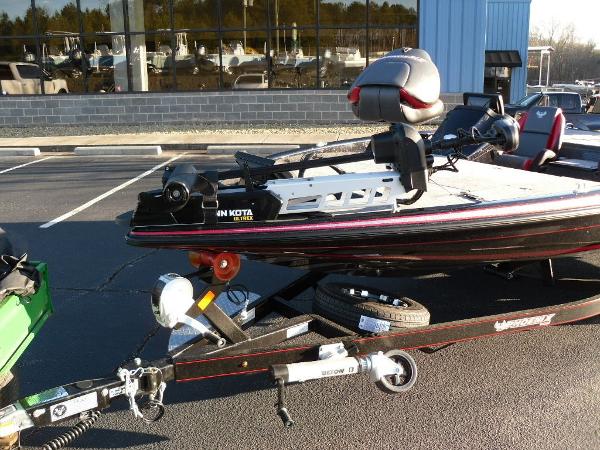 2020 Phoenix boat for sale, model of the boat is 919 ProXP & Image # 9 of 21