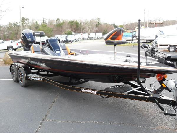 2020 Phoenix boat for sale, model of the boat is 921 ELITE & Image # 17 of 20