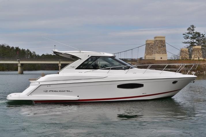 2015 Regal 42 Sport Coupe