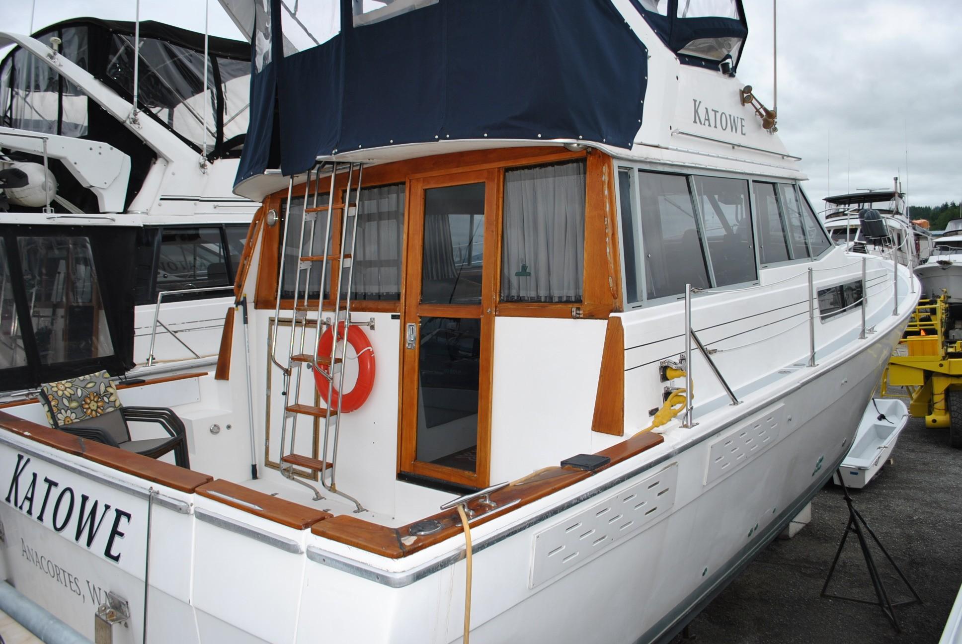 1989 Bayliner 3870 Motoryacht Anacortes,US BananaBelt Boats and