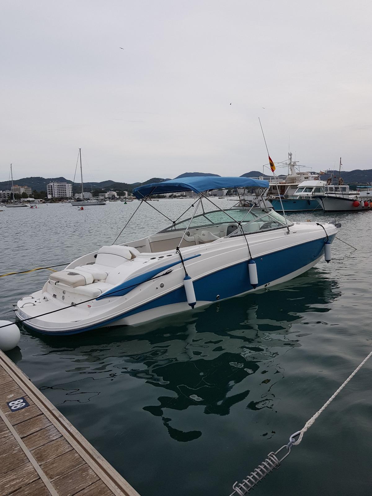 Used Rinker 296 Captiva Bowrider in Islas Baleares - iNautia