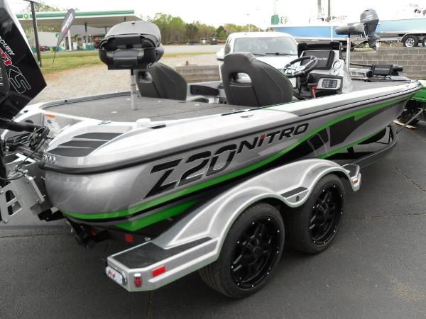 2020 Nitro boat for sale, model of the boat is Z20 Pro & Image # 5 of 24