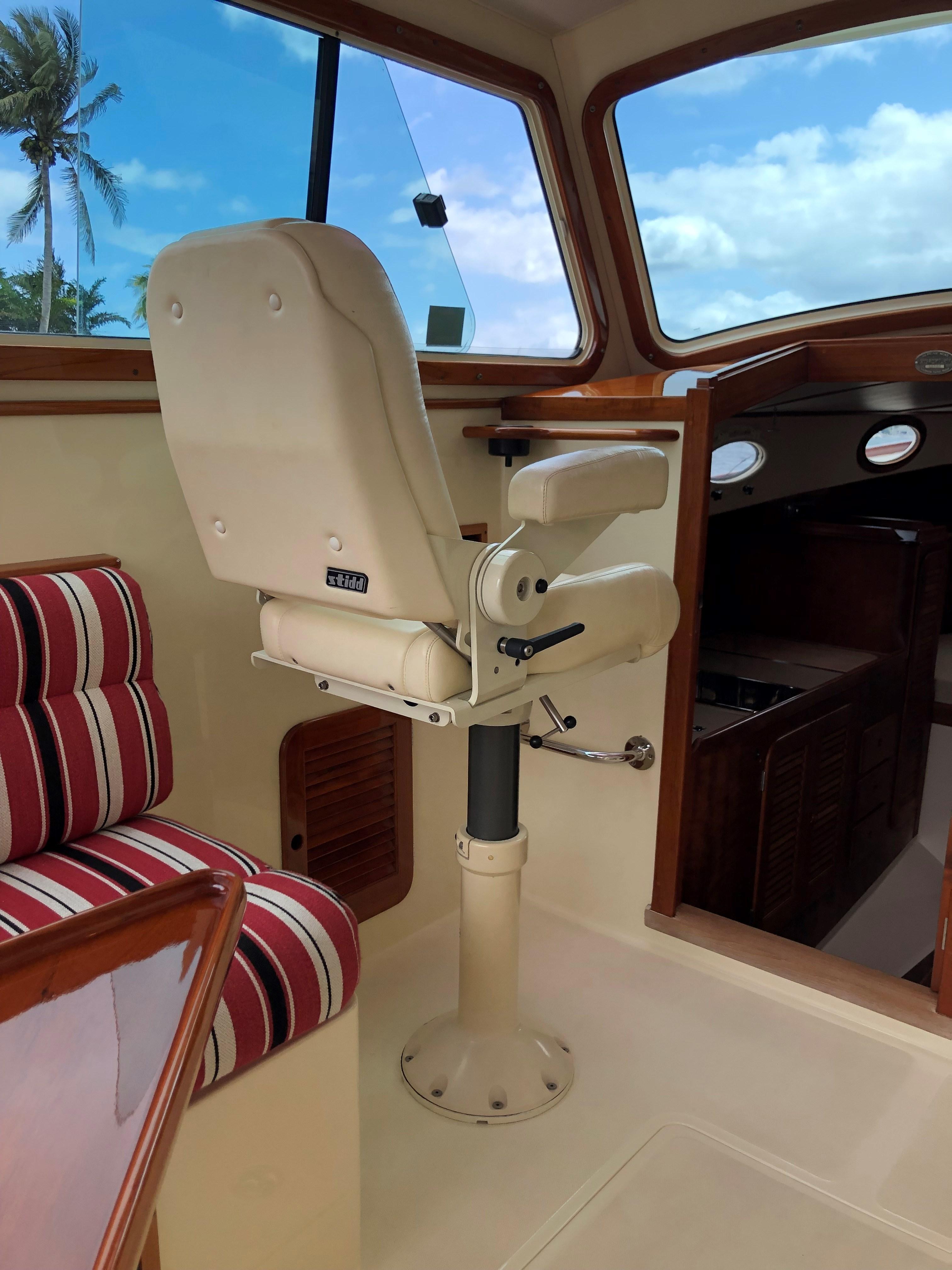 36 Hinckley Southern Seas 2004 West Palm Beach Denison Yacht Sales