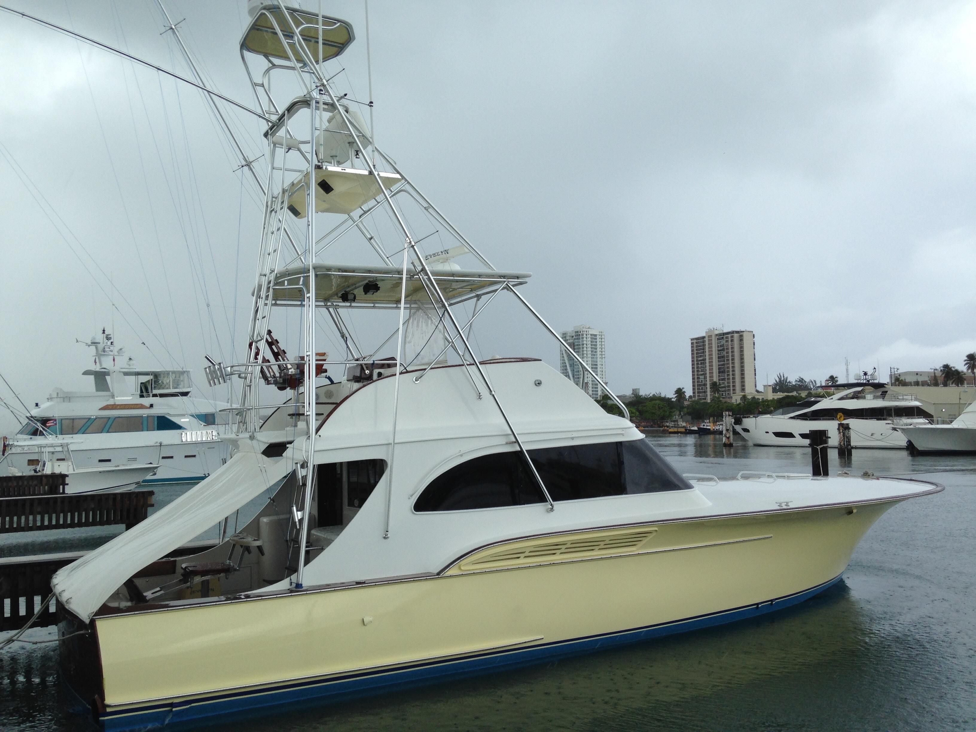 47 Buddy Davis 1990 For Sale in Humacao, PR | Denison Yacht Sales