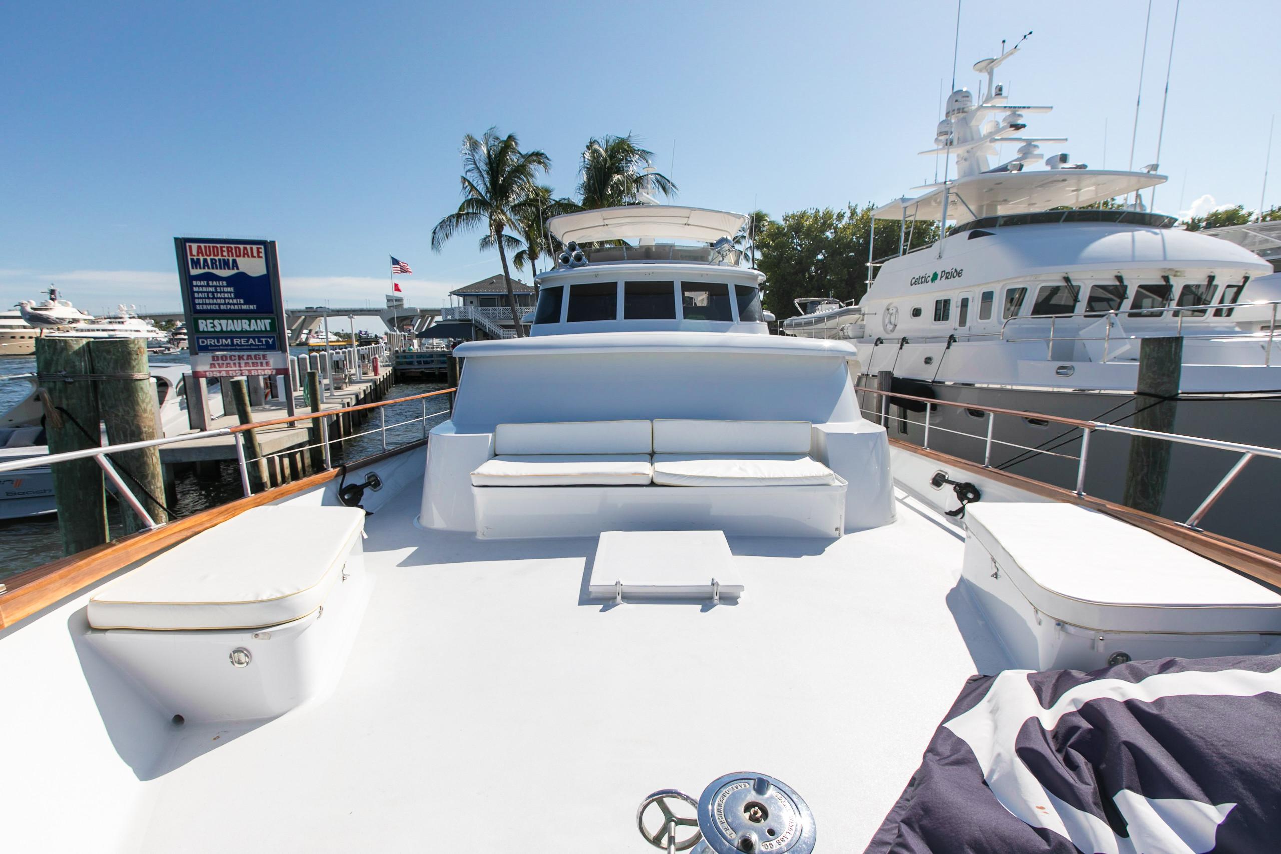 Bella Vita Yacht for Sale | 91 Broward Yachts Miami, FL | Denison Yacht ...