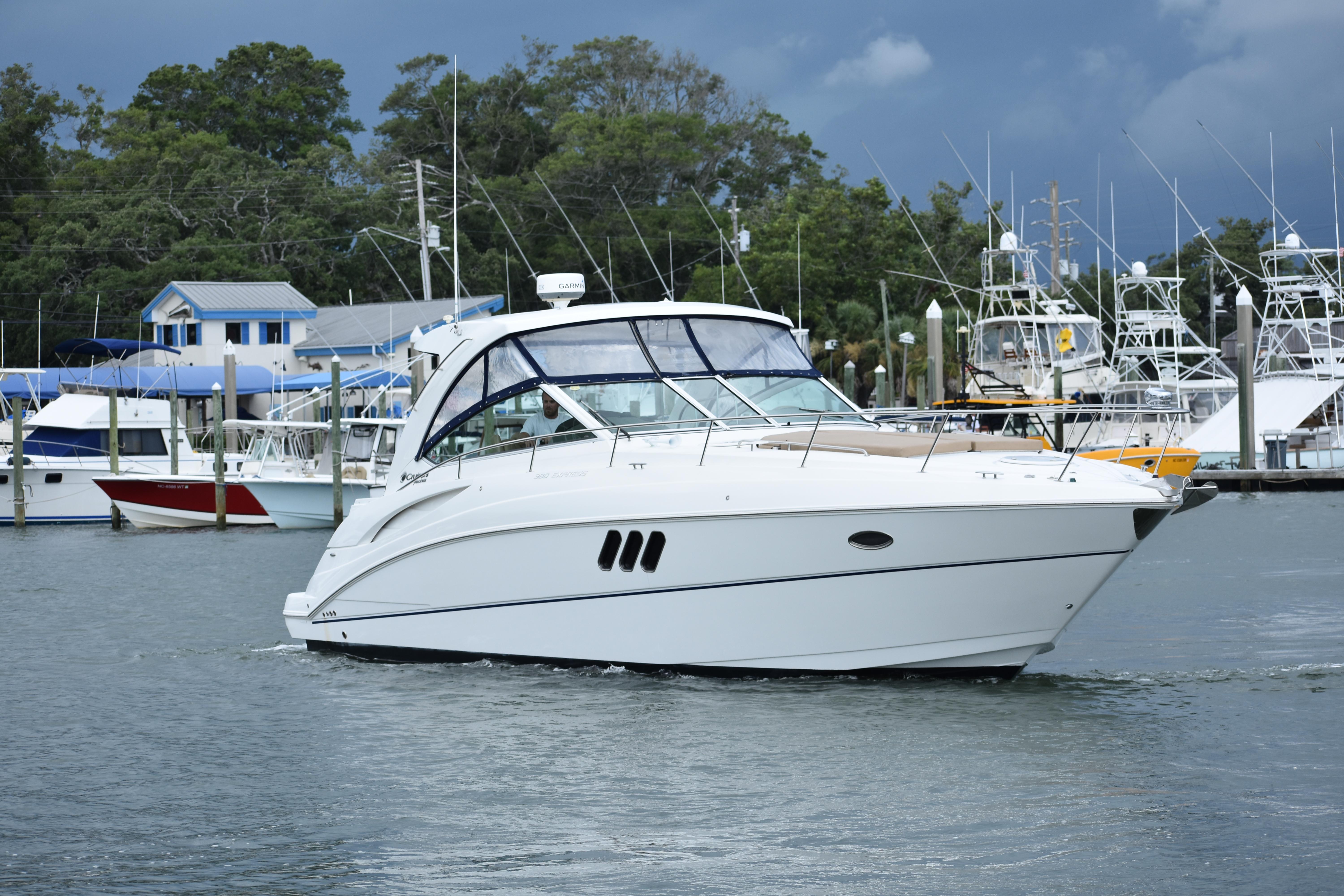 north american yacht sales reviews