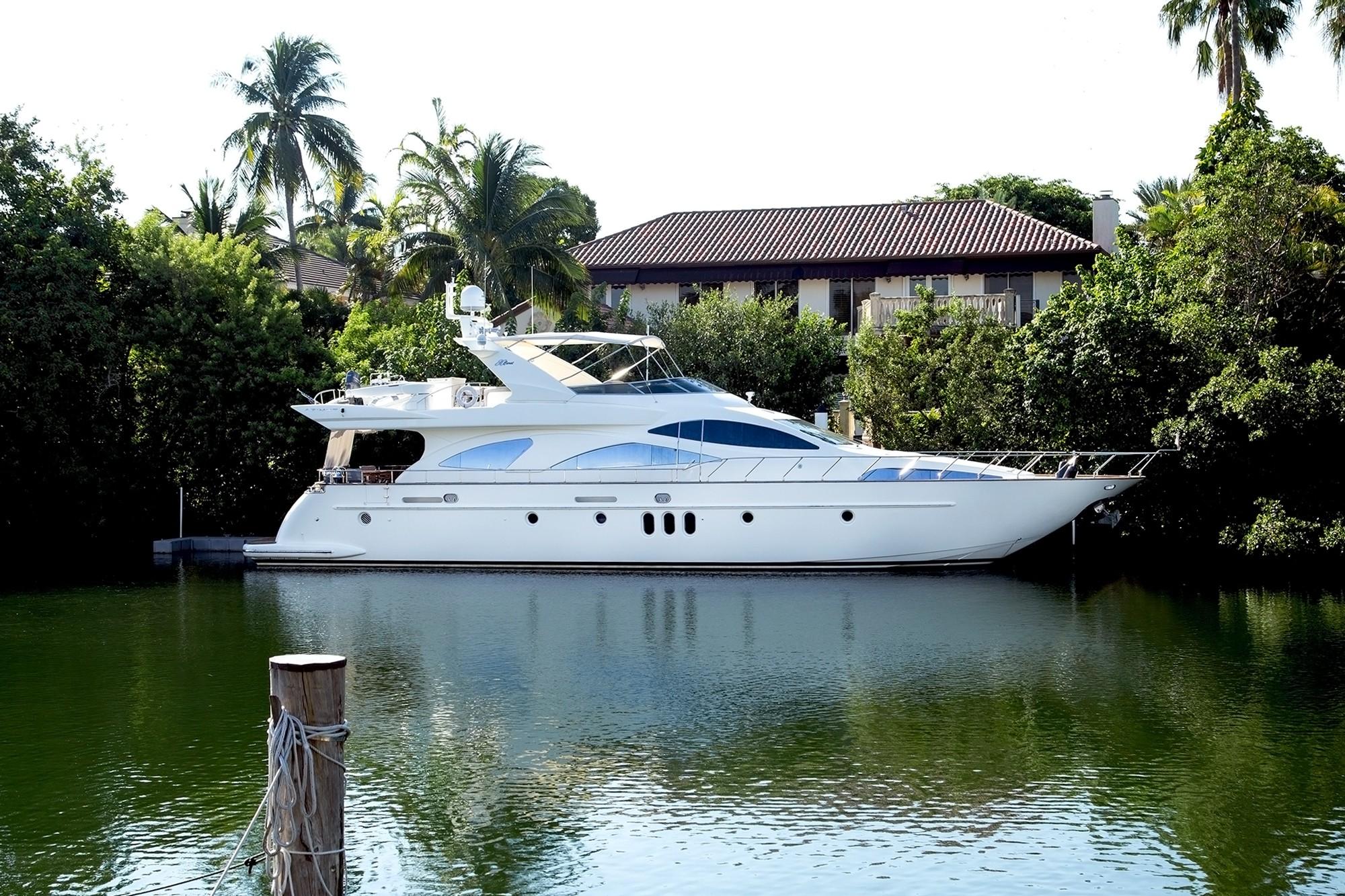 r&r yacht