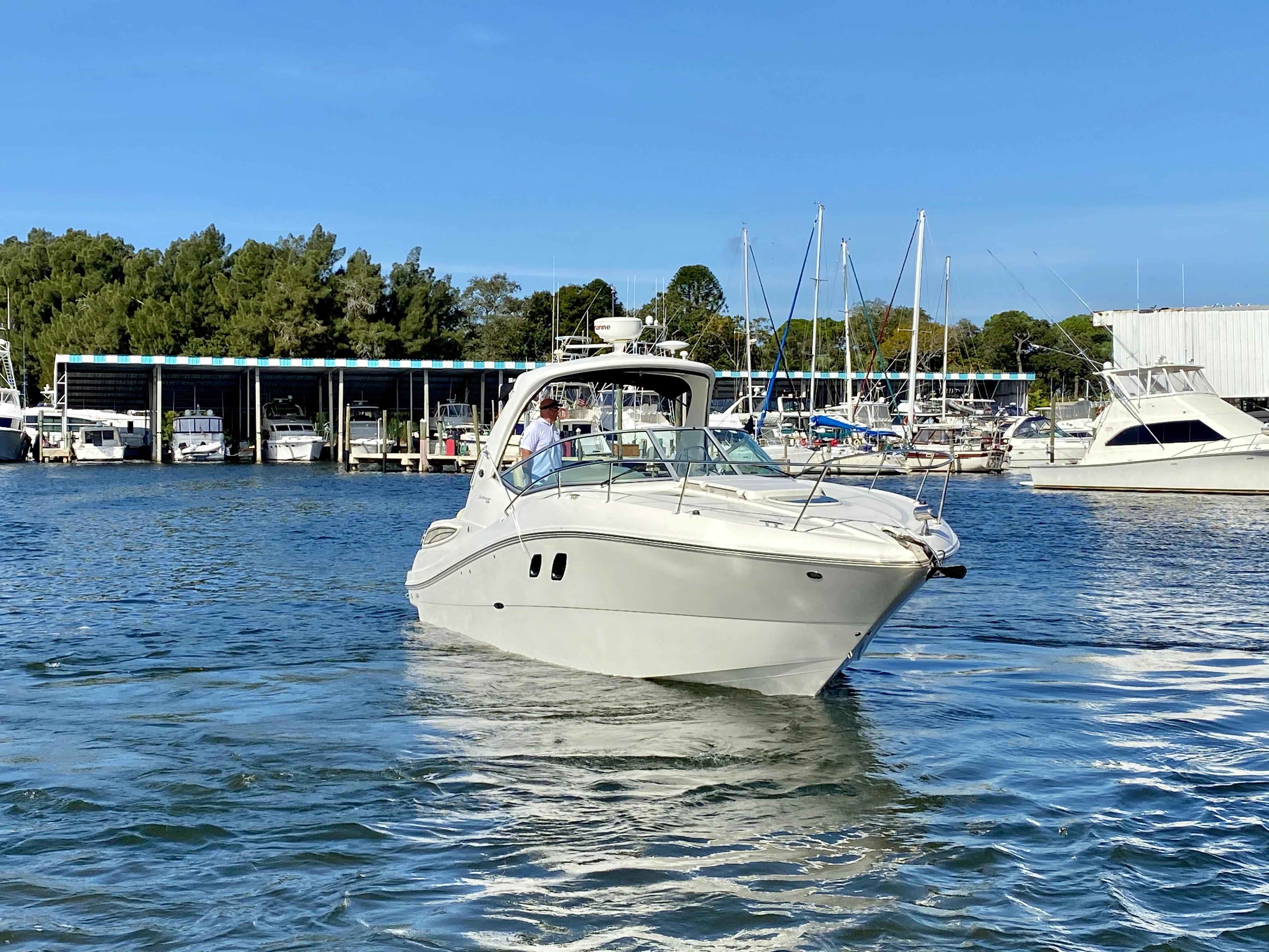 Damanda Yacht for Sale 33 Sea Ray Yachts Tarpon Springs 