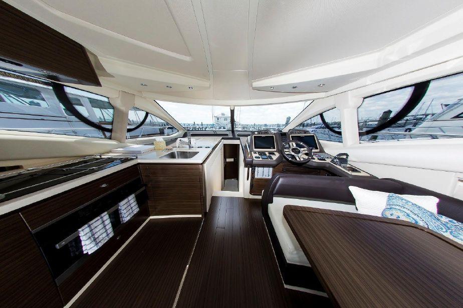 2016 Azimut
