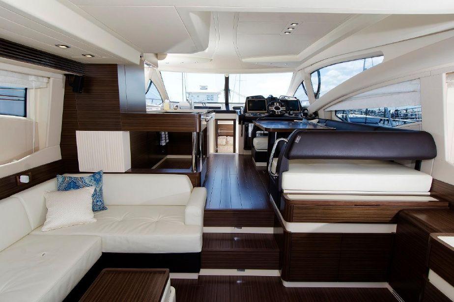 2016 Azimut