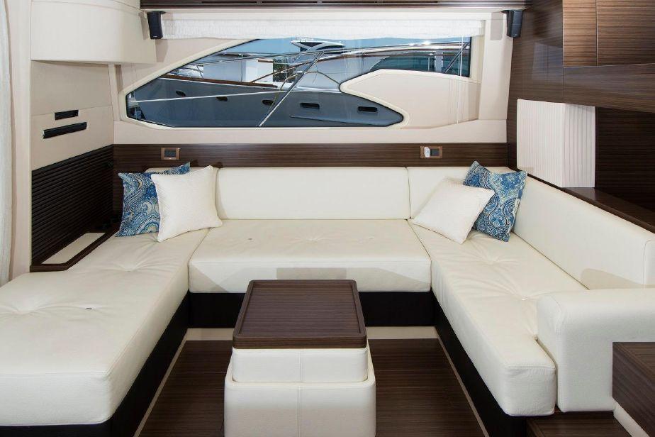 2016 Azimut