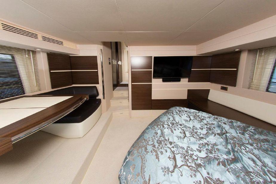 2016 Azimut