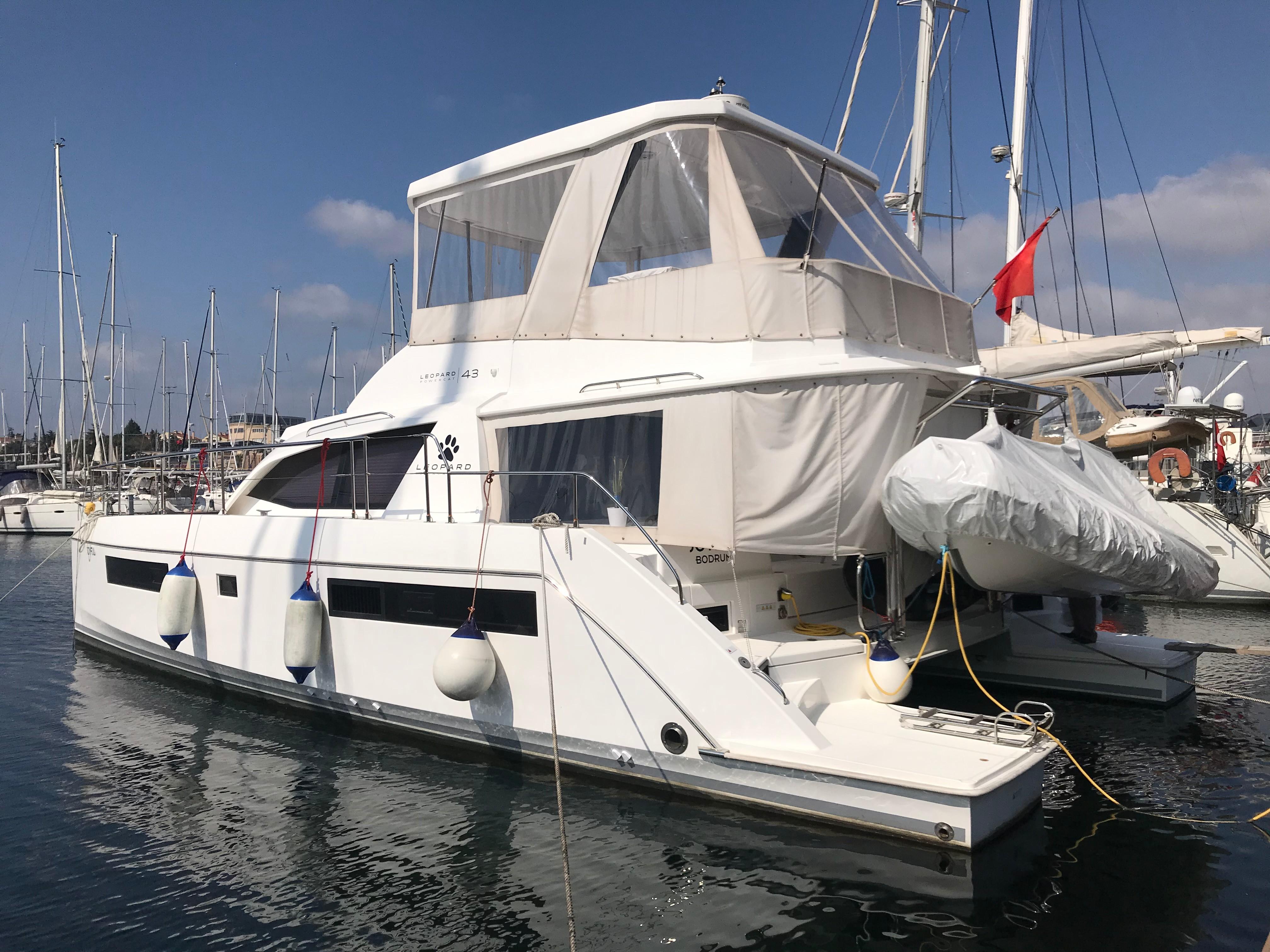 leopard power catamaran for sale australia