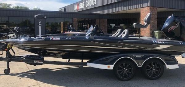 2020 Triton boat for sale, model of the boat is 20 TRX & Image # 1 of 6