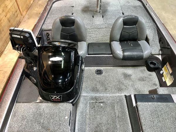 2011 Skeeter boat for sale, model of the boat is ZX 225 & Image # 9 of 10