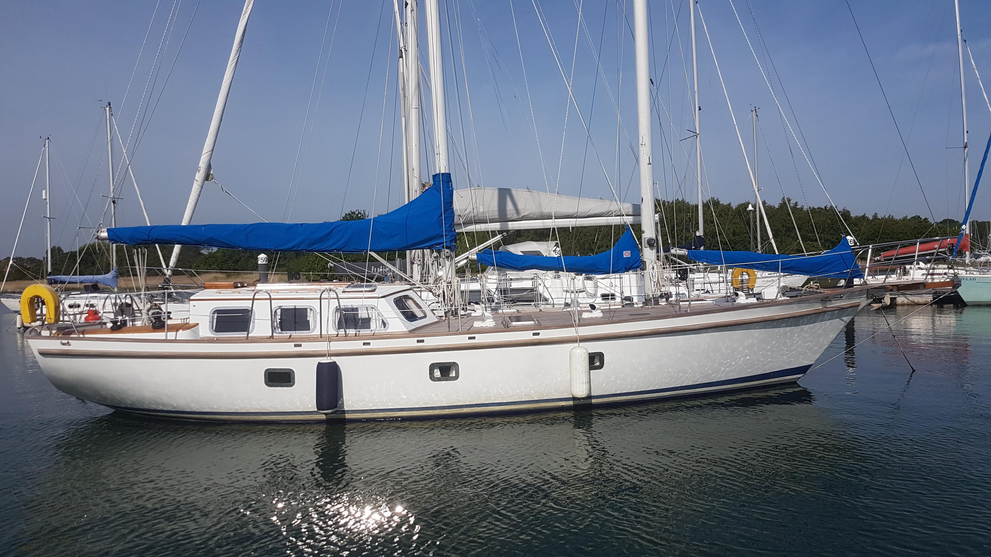 segelyacht mittelcockpit gebraucht