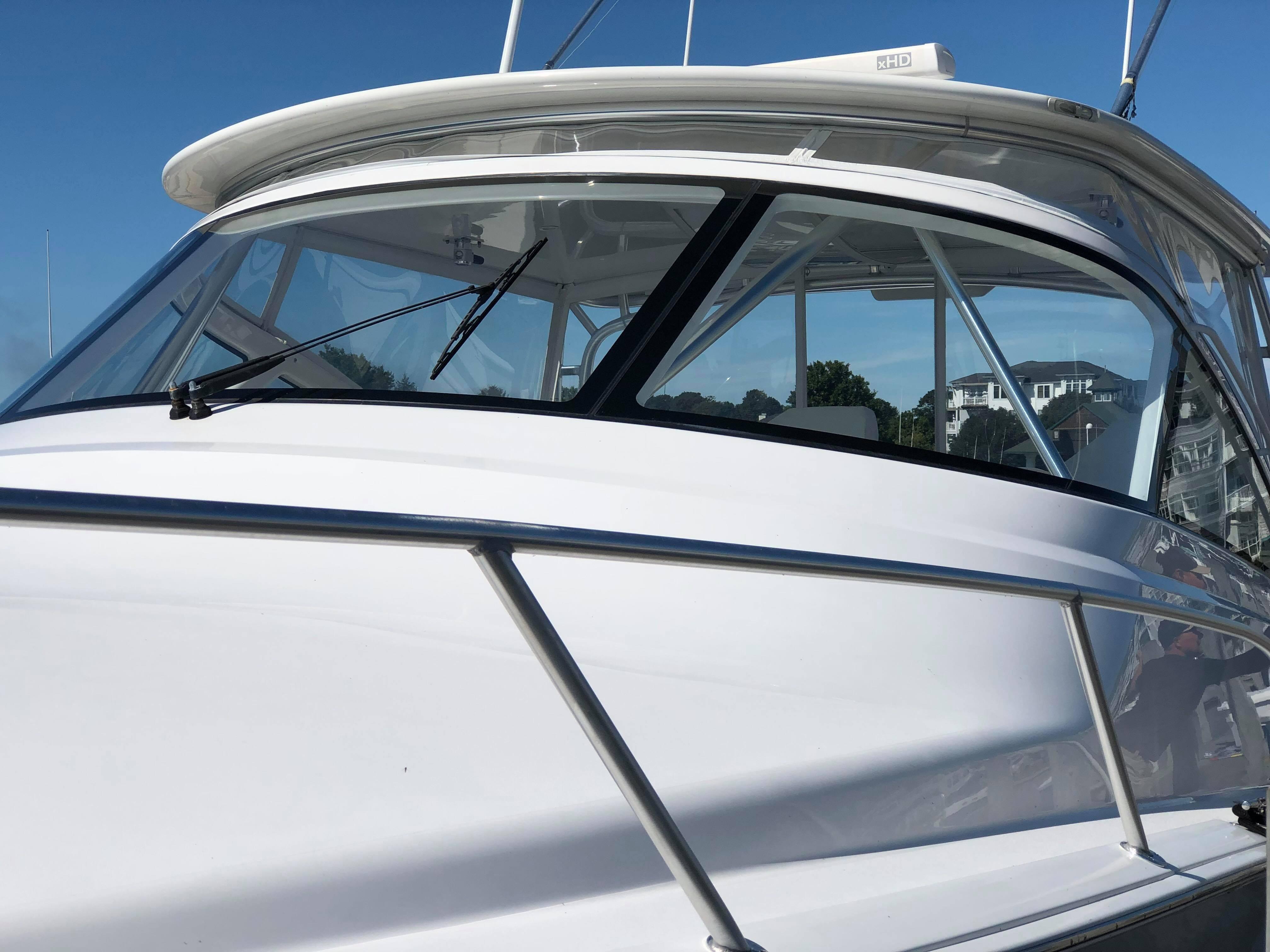 Appleseeds Yacht for Sale 42 Viking Yachts Ludington, MI Denison