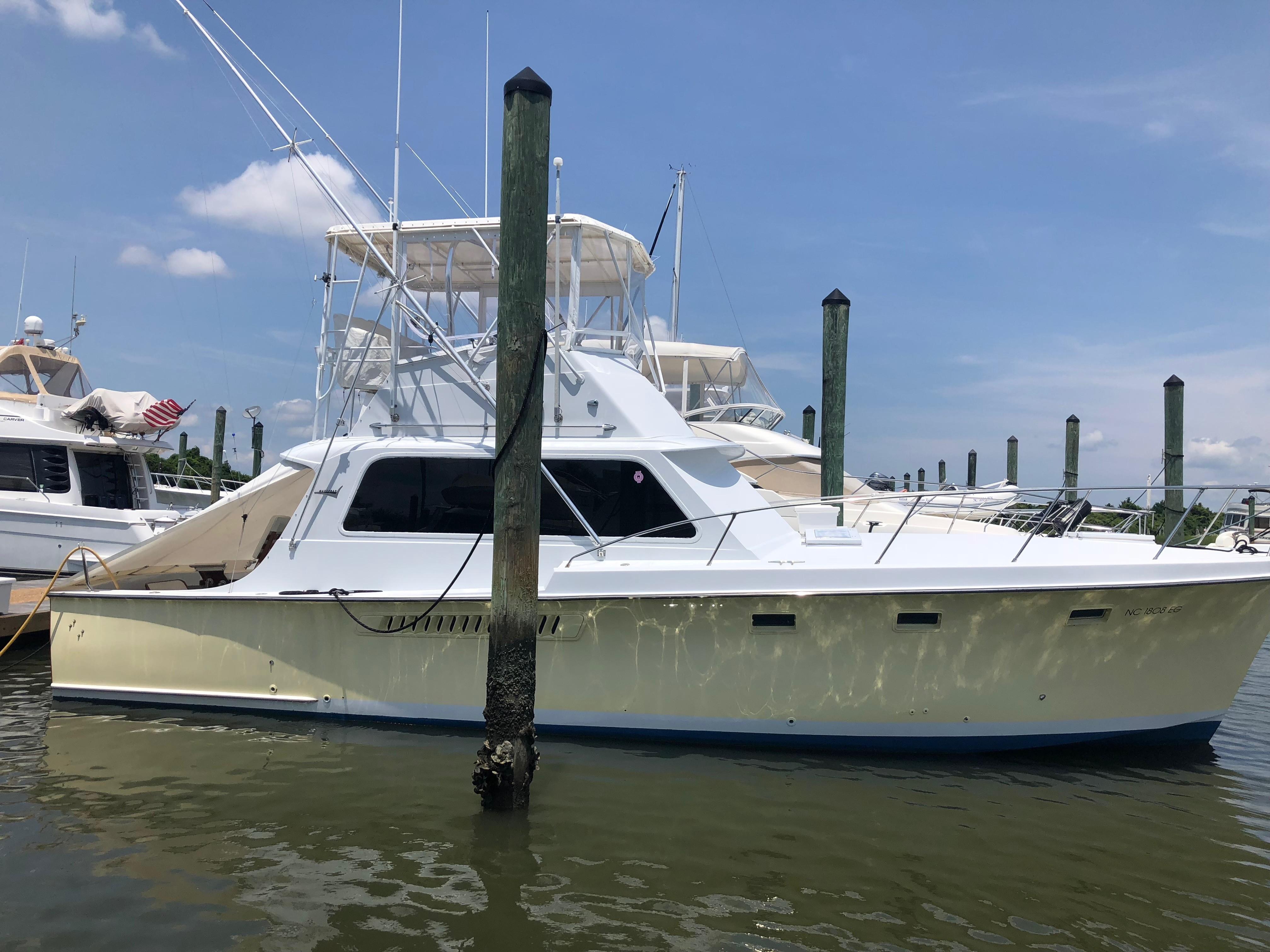 62 foot hatteras motor yacht