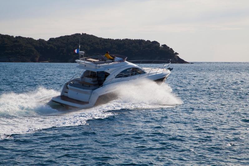 2016 Beneteau Flyer Gran Turismo 49 Fly Yacht For Sale in Les Sables d'Olone 2016 Beneteau Flyer Gran Turismo 49 Fly Yacht For Sale in Les Sables d'Olone