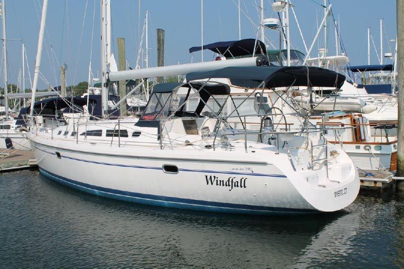 Windfall Yacht for Sale 39 Catalina Yachts Warwick, RI Denison