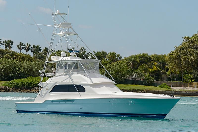 60 Bertram 2000 QUITE A RIOT For Sale in Fort Lauderdale, Florida, US ...