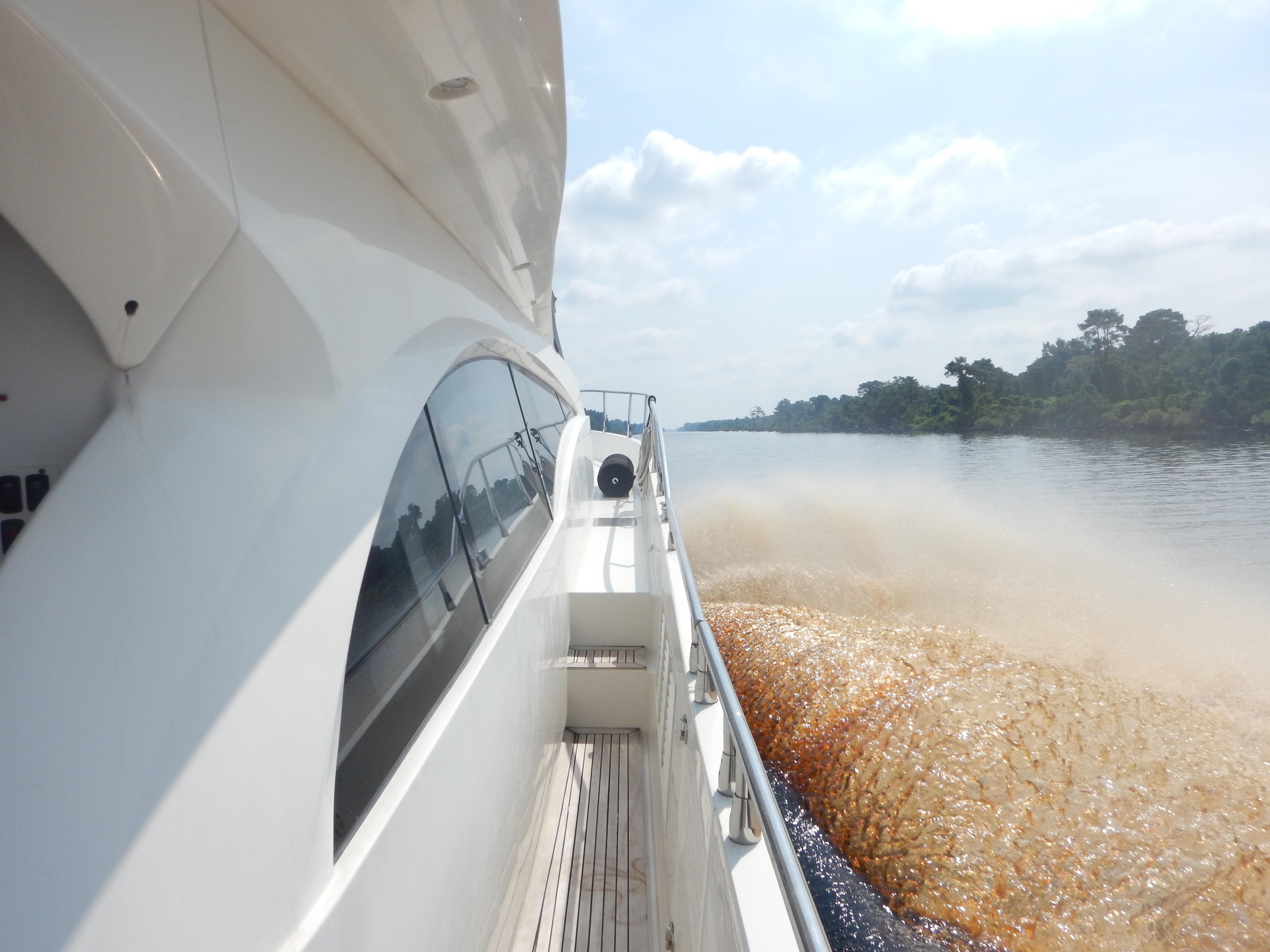 2007 Marquis 59 MTU Yacht For Sale in Alpine NJ 2007 Marquis 59 MTU Yacht For Sale in Alpine NJ