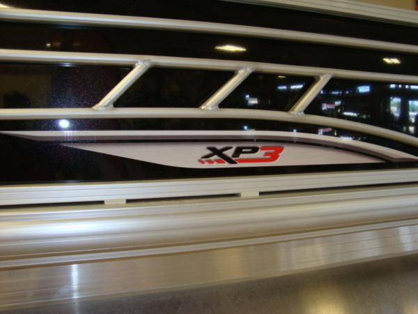 2020 Sun Tracker boat for sale, model of the boat is SportFish™ 22 XP3 & Image # 11 of 30