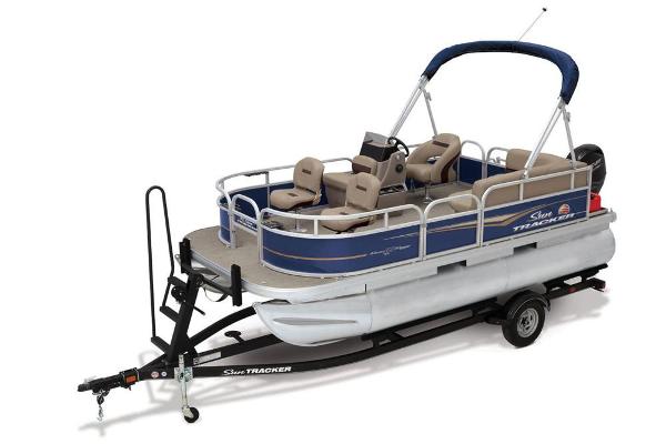 2021 Sun Tracker boat for sale, model of the boat is BASS BUGGY 16 XL SELECT & Image # 1 of 87