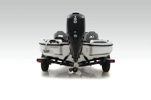 2021 Nitro boat for sale, model of the boat is Z18 & Image # 24 of 55