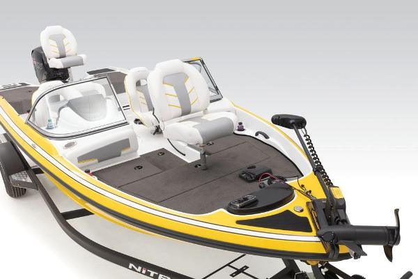 2021 Nitro boat for sale, model of the boat is Z19 Sport & Image # 20 of 60
