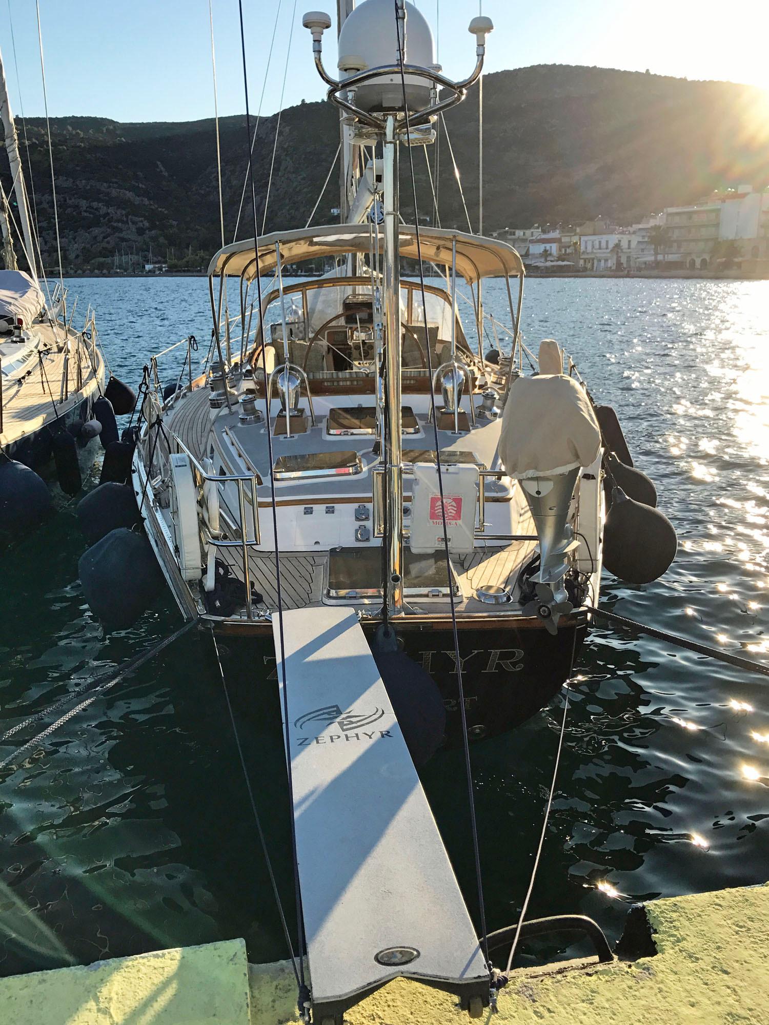 sailing yacht zephyr