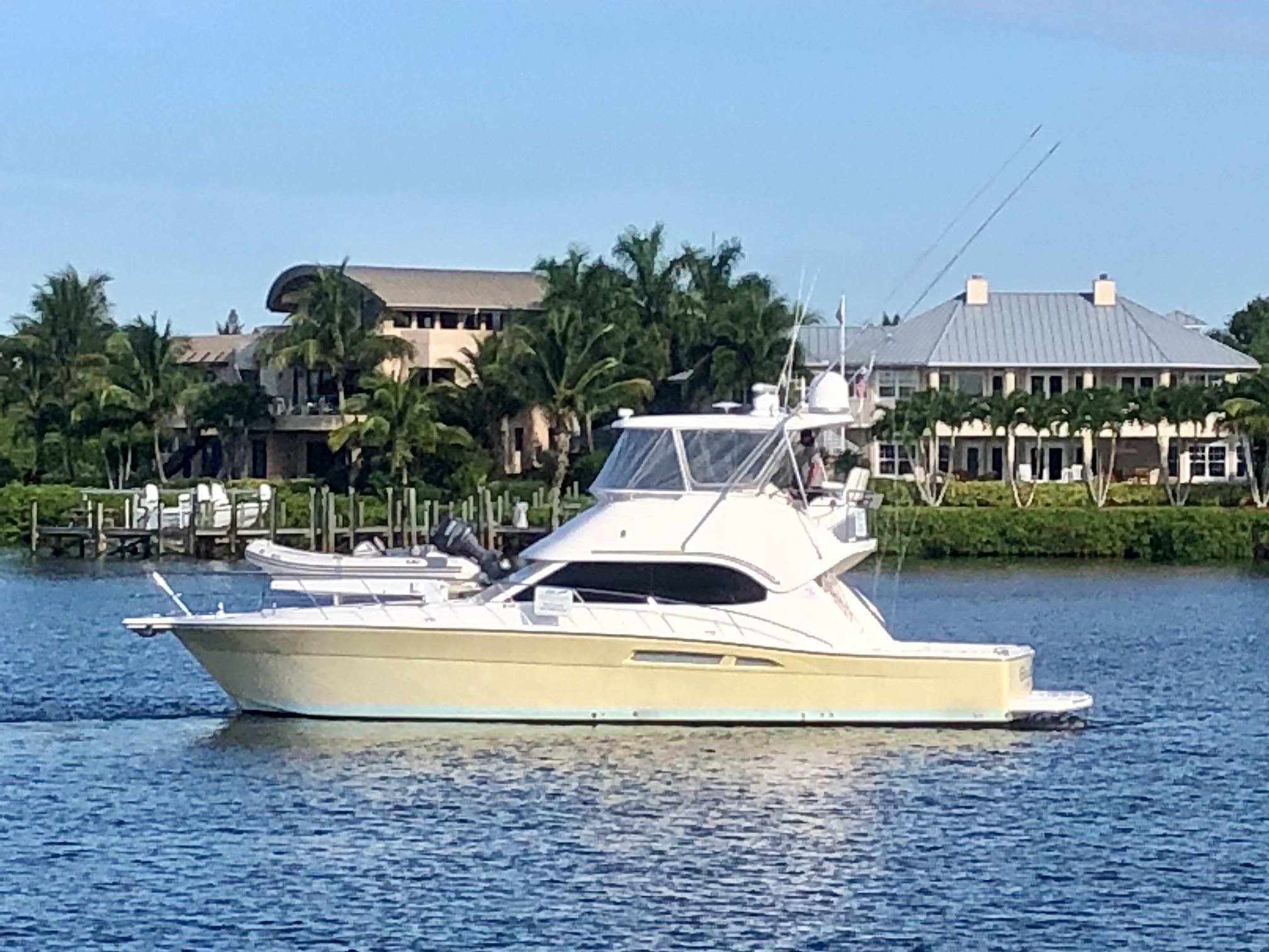 47 riviera sport yacht