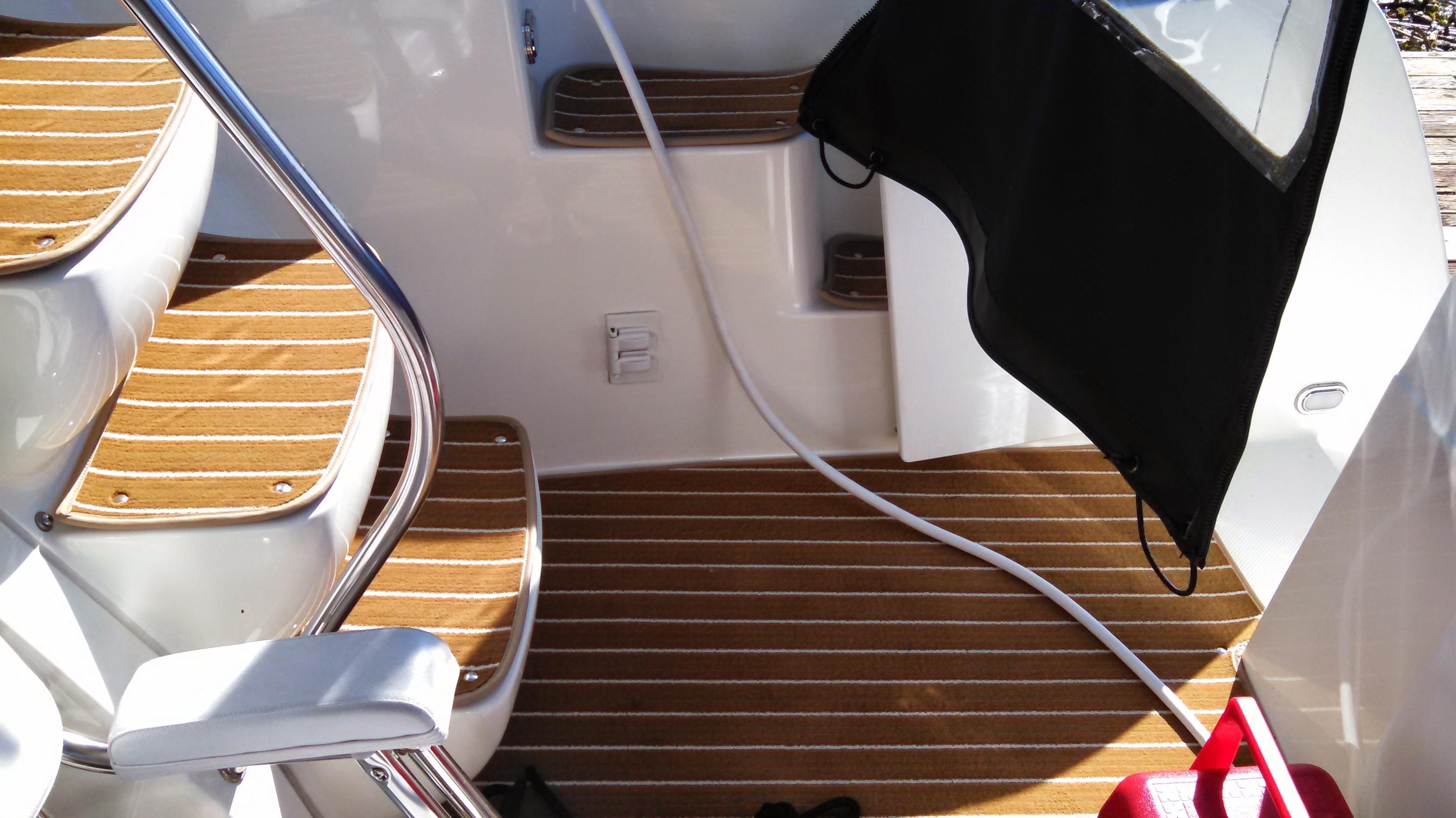 34' Bayliner 3488 Command Bridge Yacht For Sale - Rubicon 